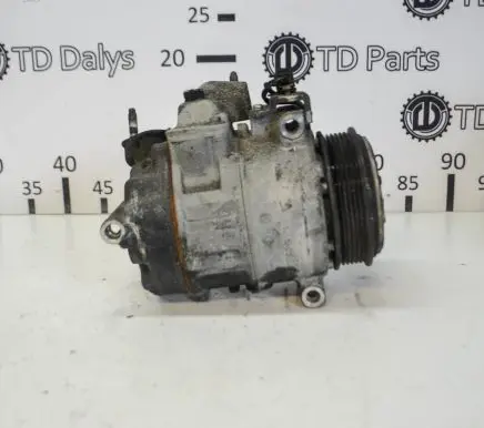 Ford Kuga II Air conditioning (A/C) compressor (pump) DS7H19D629HF
