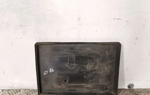 Toyota GT 86 Battery tray 82122CA000