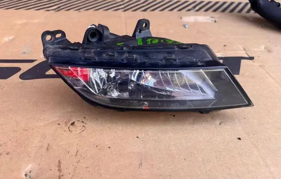Seat Ibiza IV (6J,6P) Front fog light 1NE01107701 0110770100000783 6J9941701A