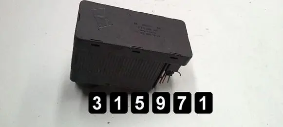 Mercedes-Benz C W202 Central locking vacuum pump 0132006344