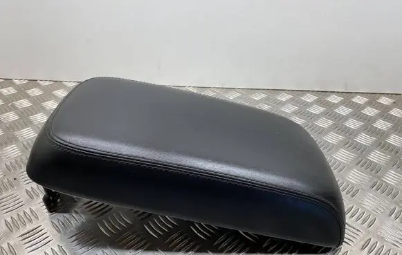 Lancia Thema Armrest 