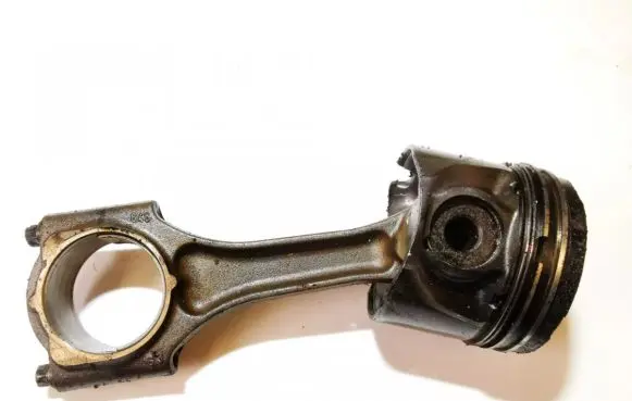 Opel Vectra B Piston with connecting rod