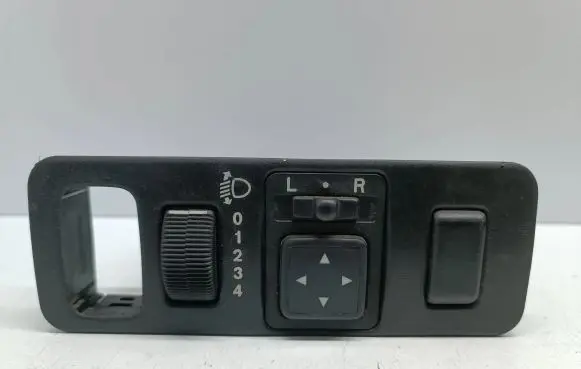 Mitsubishi Space Star Wing mirror switch MR240907 09119