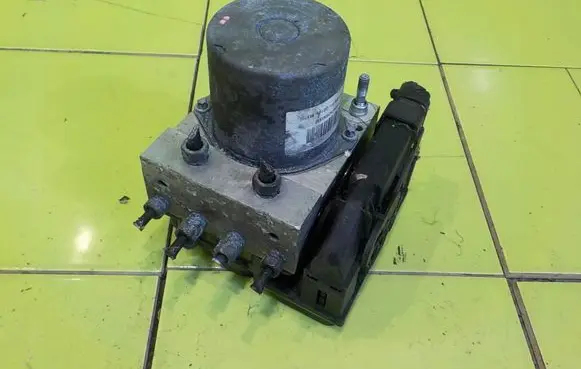 Honda CR-V ABS Pump 57110SWYG014M1 14AB50 0265950680
