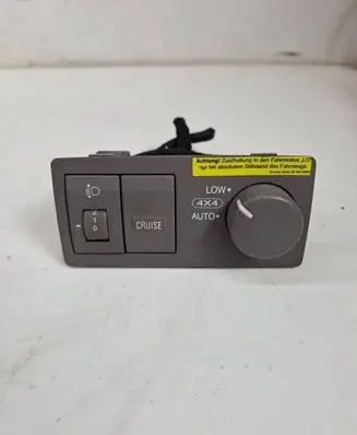 KIA Sorento Differential lock switch 612W16240