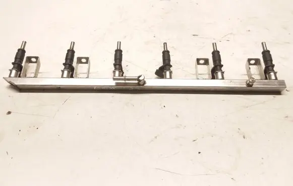 BMW 5 E60 E61 Fuel injectors set 7542070 7531634