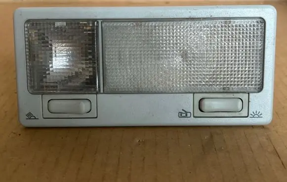 Ford Galaxy Rear seat light 9014760