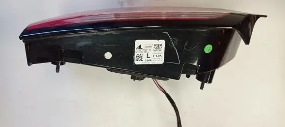 Chrysler Pacifica Tailgate rear/tail lights P68228941AF F00HTC409118