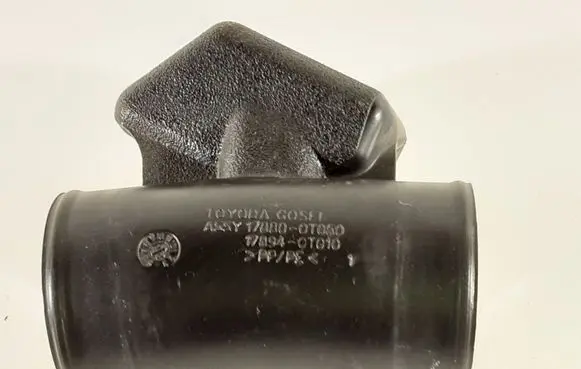 Toyota Auris E180 Air intake duct part 178800T050 178940T010