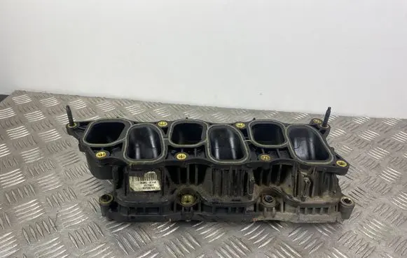 Hyundai Grand Santa Fe NC Other engine bay part