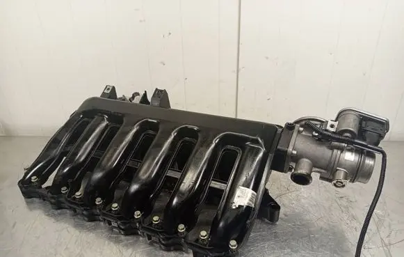 BMW X5 E70 Intake manifold 7790700