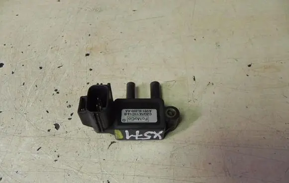 Ford Mondeo MK IV Exhaust pressure sensor AV615L200AA X571