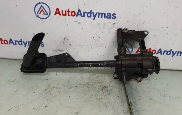 BMW 5 E60 E61 Oil pump 7789838 11417789838