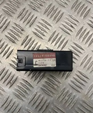 Toyota Yaris Air conditioning/heating control unit 886500D090 MB771002070