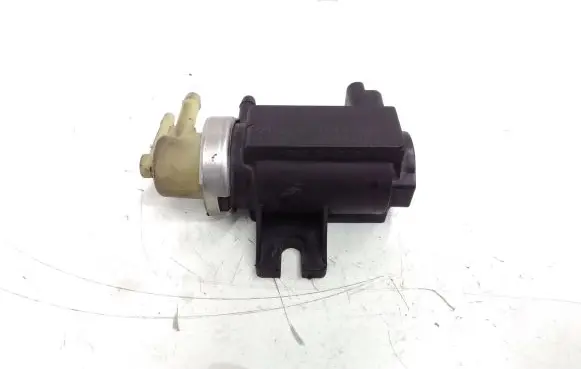 Citroen C4 Grand Picasso Turbo solenoid valve 9661960380