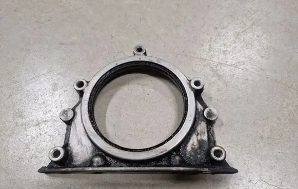 Mitsubishi L200 other engine part 
