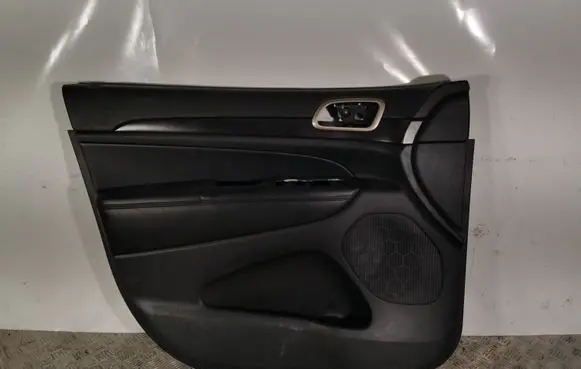 Jeep Grand Cherokee Front door card panel trim