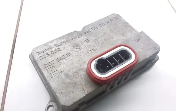 Opel Signum Xenon control unit/module 5DV00829000 D2SD2R