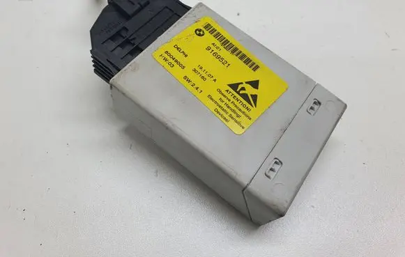 BMW 5 E60 E61 Central console control unit 9169521 80049005