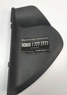 Mercedes-Benz ML W164 Dashboard center trim panel A1646800339