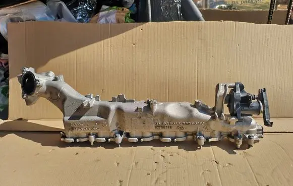 BMW X5 G05 Intake manifold 9888472