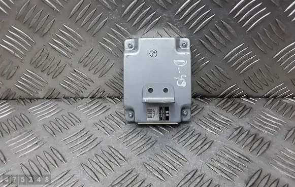 Toyota Verso Engine control unit/module 8815064020