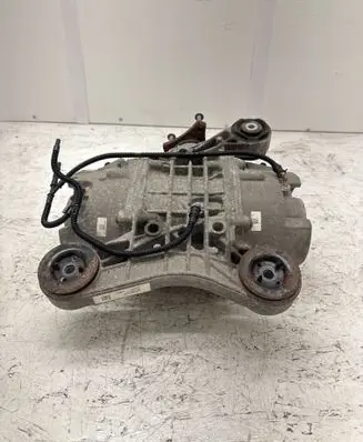 Volkswagen Golf VIII Rear differential 08E525010F 08E907554F