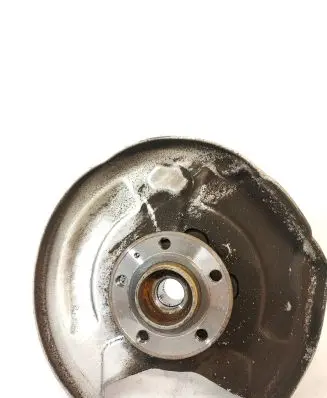 Rear wheel hub