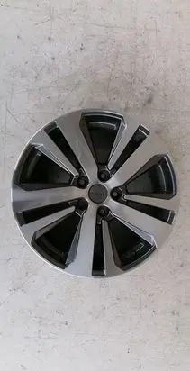R16 alloy rim