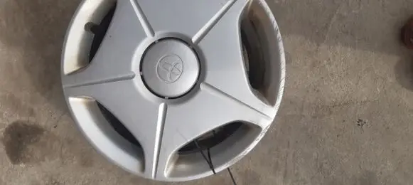 Toyota Proace R15 wheel hub/cap/trim 