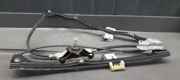 Ford Escort Front window lifting mechanism without motor