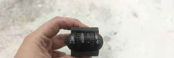 Volkswagen Golf V Headlight level height control switch 1K0941333