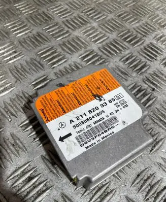 Mercedes-Benz E W211 Airbag control unit/module A2118203385 D6V3F04BRC 500306041805