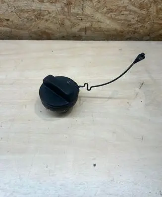 Toyota RAV 4 (XA50) Fuel tank filler cap 