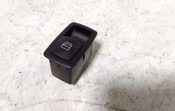 Mercedes-Benz ML W164 Electric window control switch A2518200510 03128150 9051679300