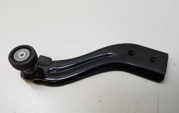 Chrysler Pacifica Sliding door upper roller guide/hinge VL005