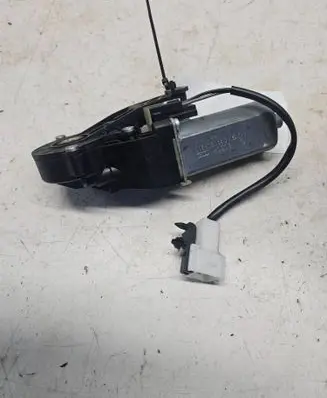 Mercedes-Benz R W251 Seat adjustment motor 820648024