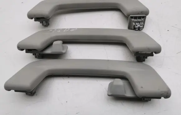 Seat Leon IV A set of handles for the ceiling 