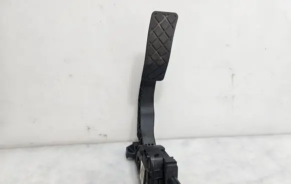 Audi Q5 SQ5 Accelerator throttle pedal 8K1723523