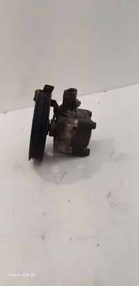 Volvo S80 Power steering pump 9485757
