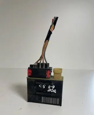 Citroen C5 Glow plug pre-heat relay 9652021180 018010951 08072452036