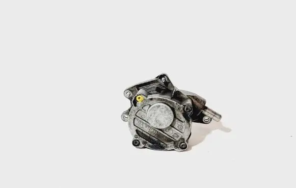 Mercedes-Benz E W211 Vacuum pump A6422300165