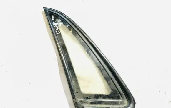 Mitsubishi Galant Rear side window