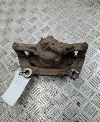 Volkswagen Golf VII Front brake caliper
