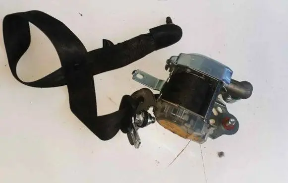 Hyundai i40 Front seatbelt 888203Z000 888103Z000