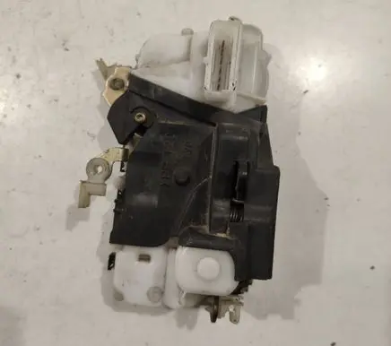 Front door lock