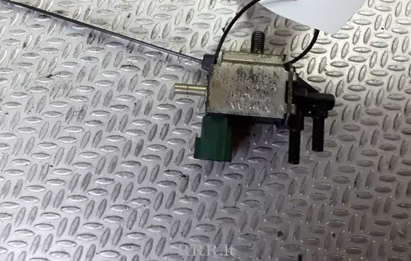 Nissan Almera Tino Turbo solenoid valve AESA123