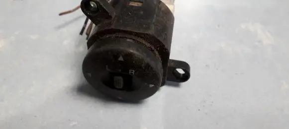 Mazda 626 Wing mirror switch