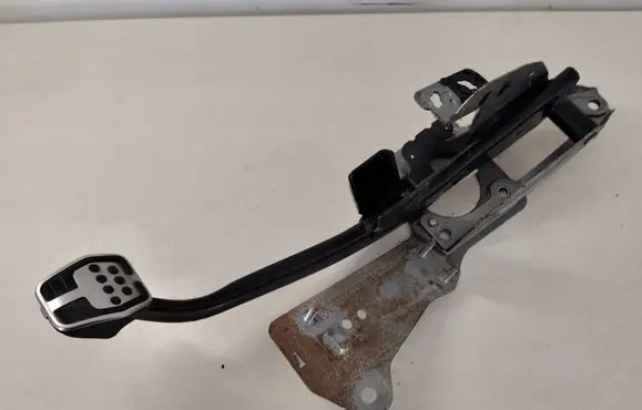 Ford Focus C-MAX Brake pedal 3M512467AM