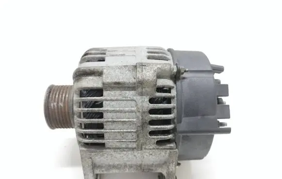 Land Rover Range Rover P38A Generator/alternator 63321240 P0126943 141008